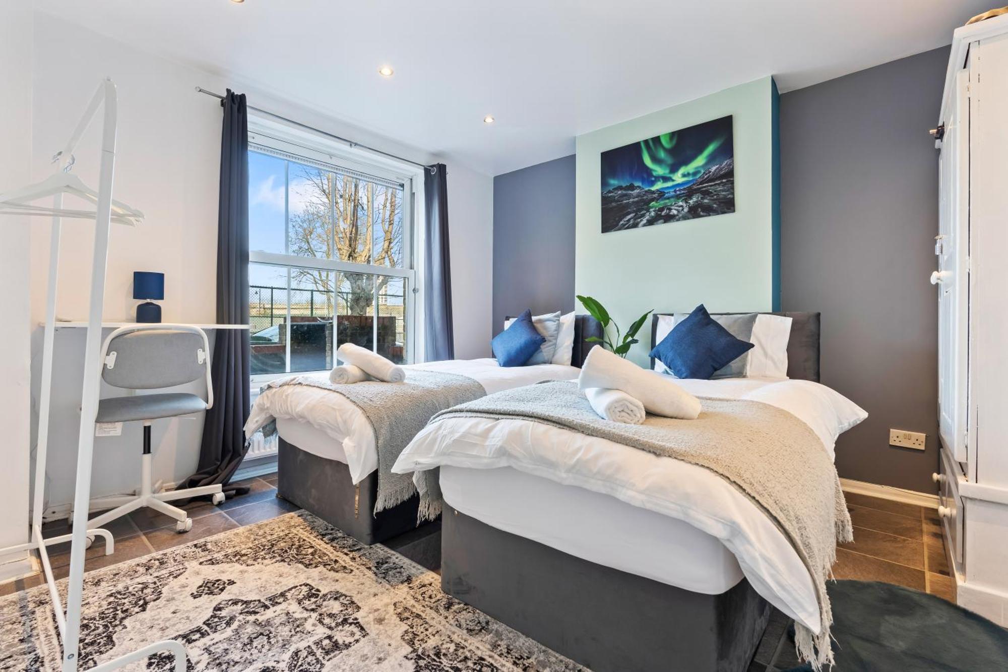 Impeccable 4-Bed House In Brixton London Villa Exterior photo